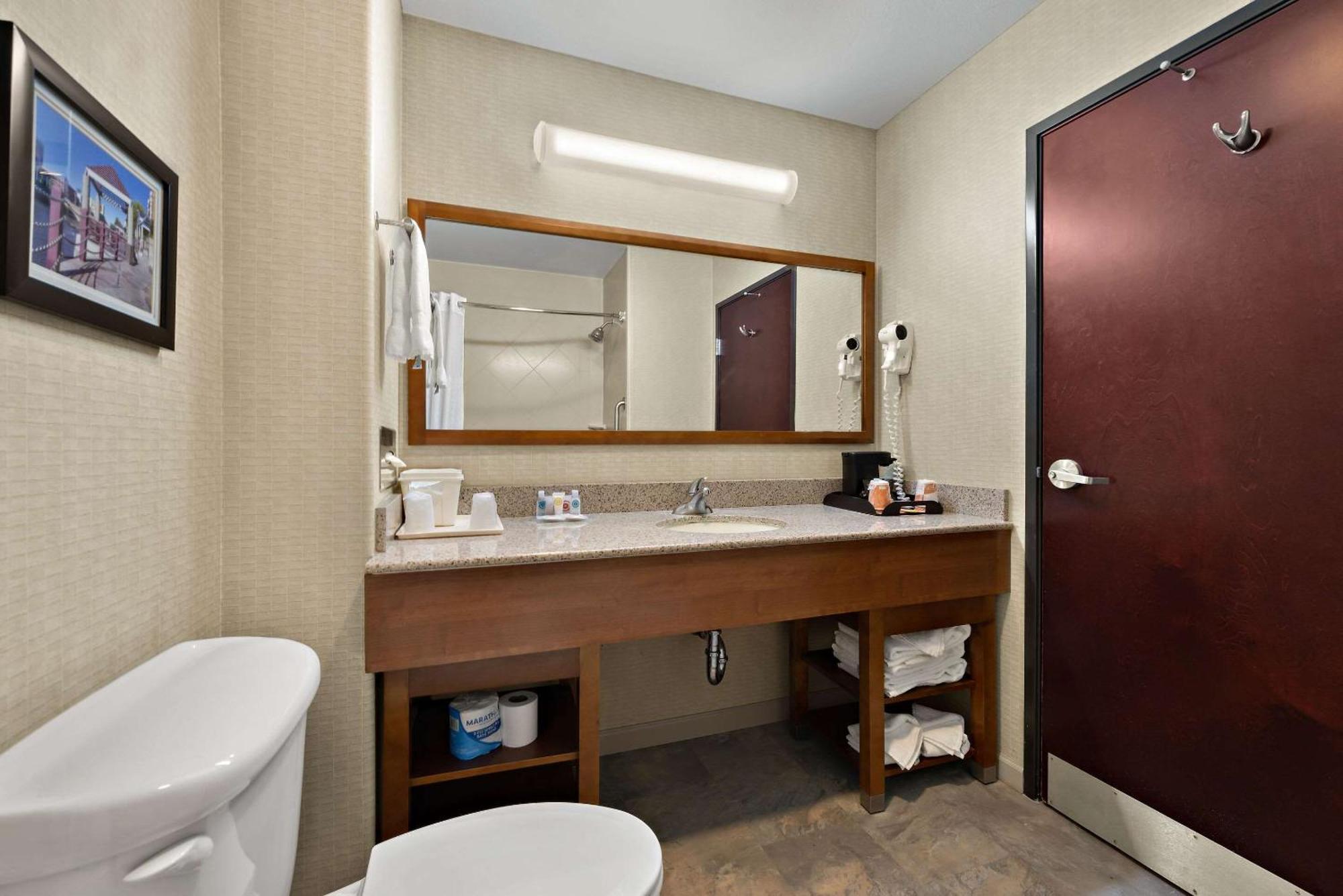 Comfort Inn & Suites Airport Convention Center Reno Eksteriør bilde