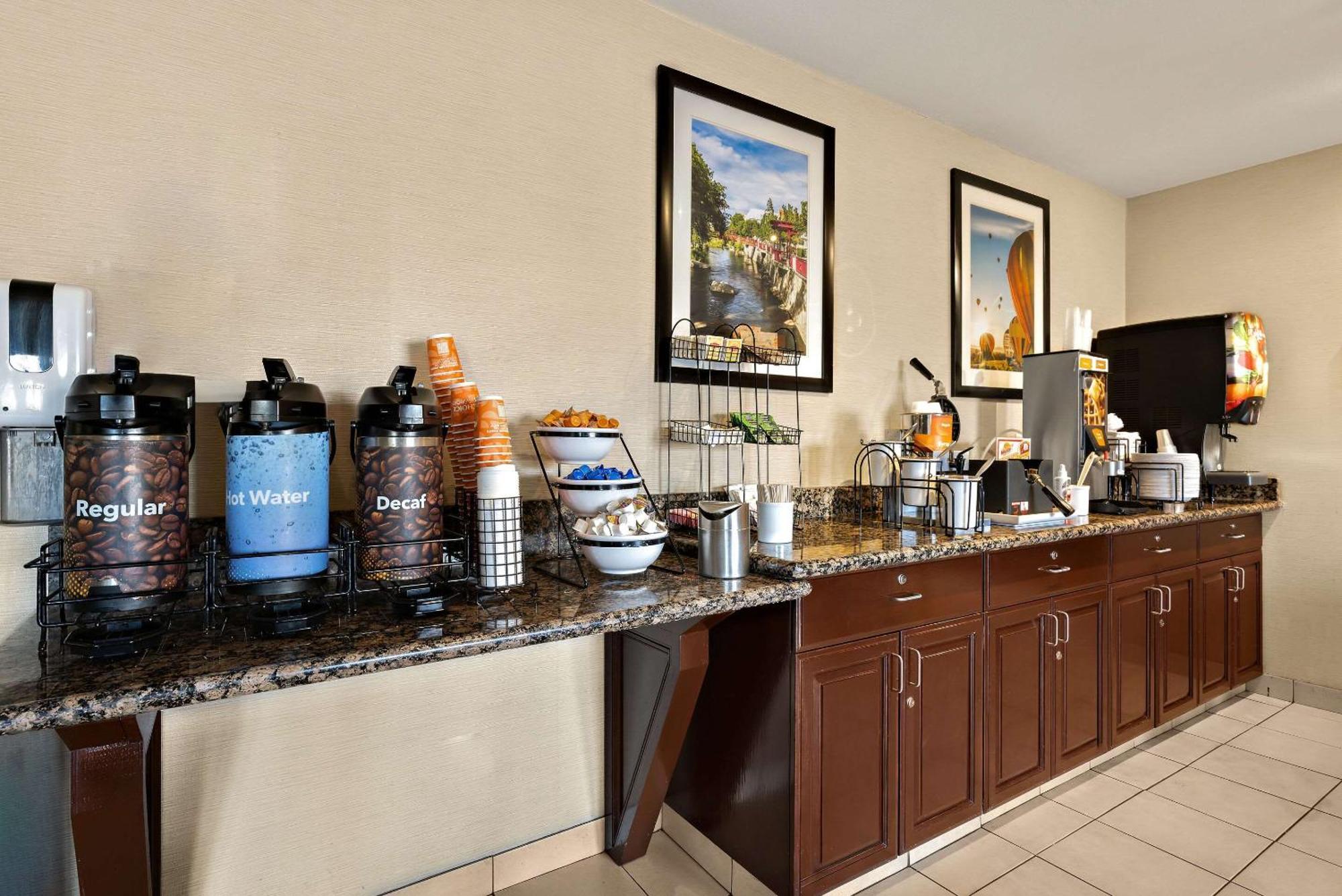 Comfort Inn & Suites Airport Convention Center Reno Eksteriør bilde